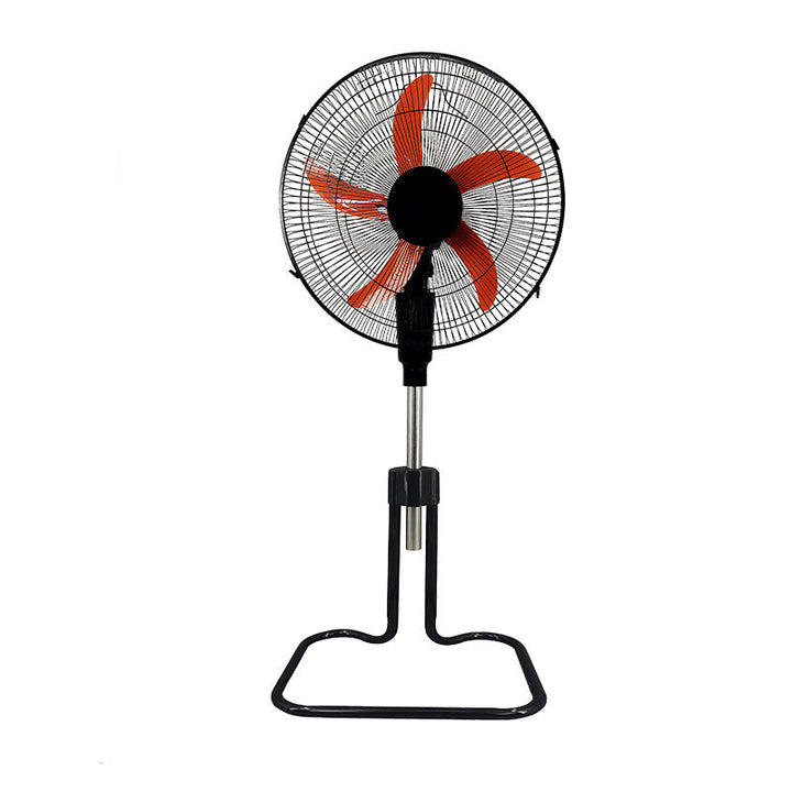 Slank, moderne ståvifte med justerbar høyde. Ideell for kraftig ventilasjon og avkjøling i alle rom.