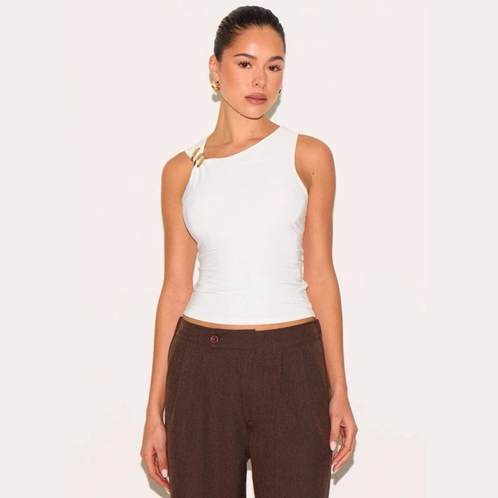 Allsidig tank topp med knute, perfekt for fest, hverdag og sommermote. Moderne og chic.