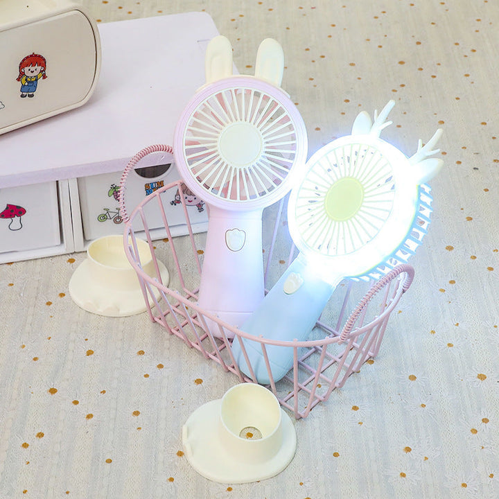 Stilfull bærbar USB-vifte med integrert LED-lys. Perfekt gadget for sommeren.