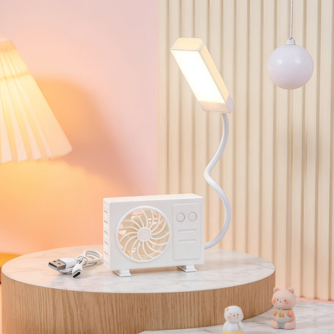 Praktisk multifunksjonell bordlampe; kombinerer leselys, stemningslys og avkjølende vifte for alle rom.