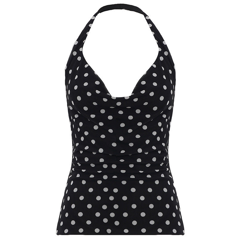 Trendy dame spaghetti-topp med prikker, en feminin og elegant sommer topp for moderne kvinne mote. Perfekt.