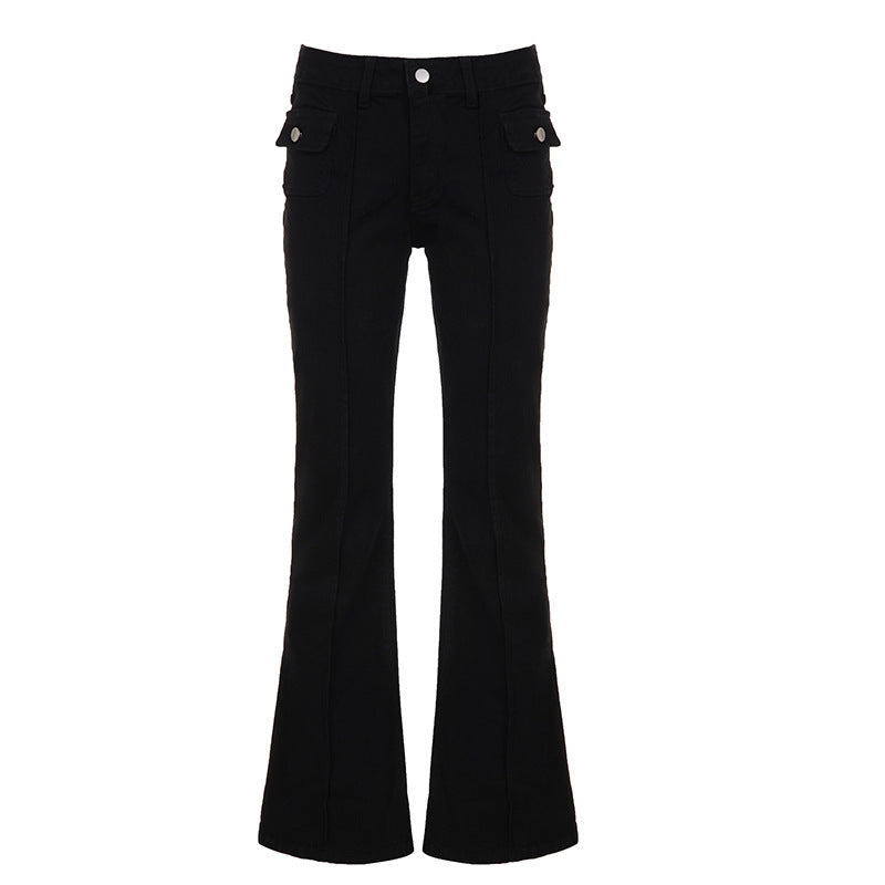 Moderne høymidje damejeans med elegant utsvingt ben og funksjonelle lommer for stil og komfort.