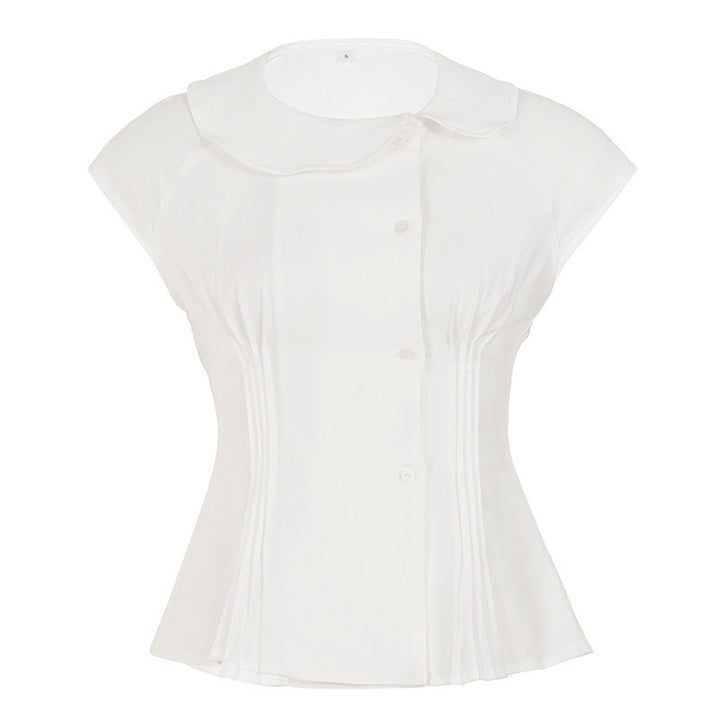 Klassisk kortermet damebluse med moderne krage. Elegant vår- og sommerstil for damer.