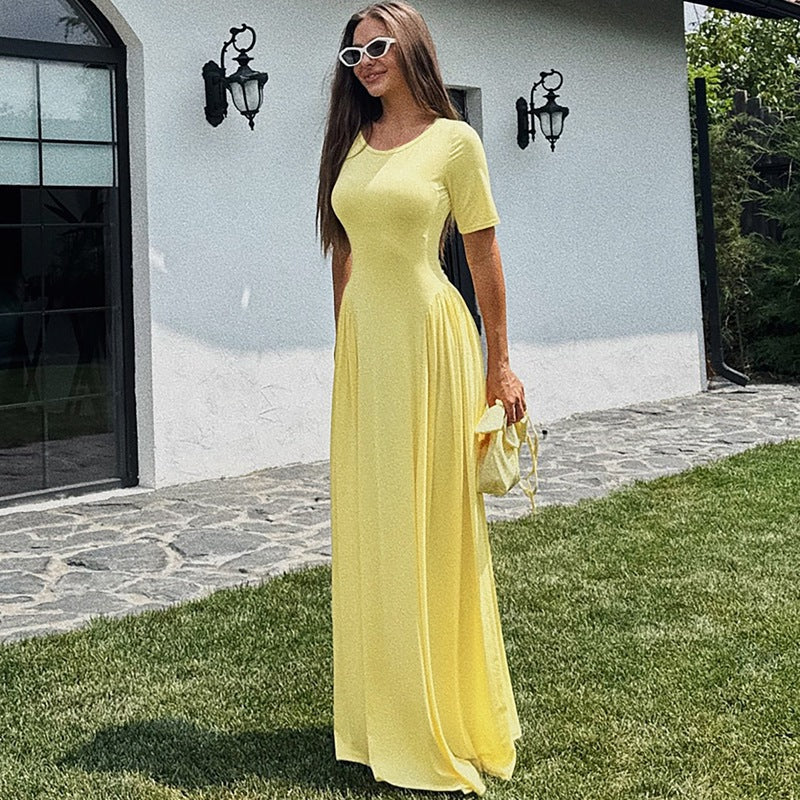 Komfortabel og tidløs dame maxikjole, ideell som sommerkjole, festkjole eller elegant hverdagsantrekk.