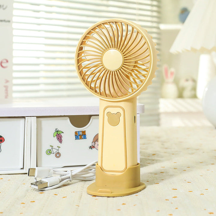 Bjørnemotiv USB-vifte, designet for komfort og avkjøling på farten.