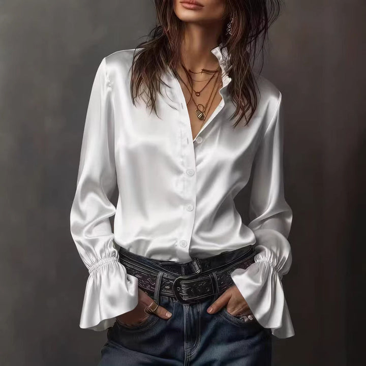 Stilig langermet damebluse med elegante rysjer, ideell for kontorstil, fest og vår/sommer mote.