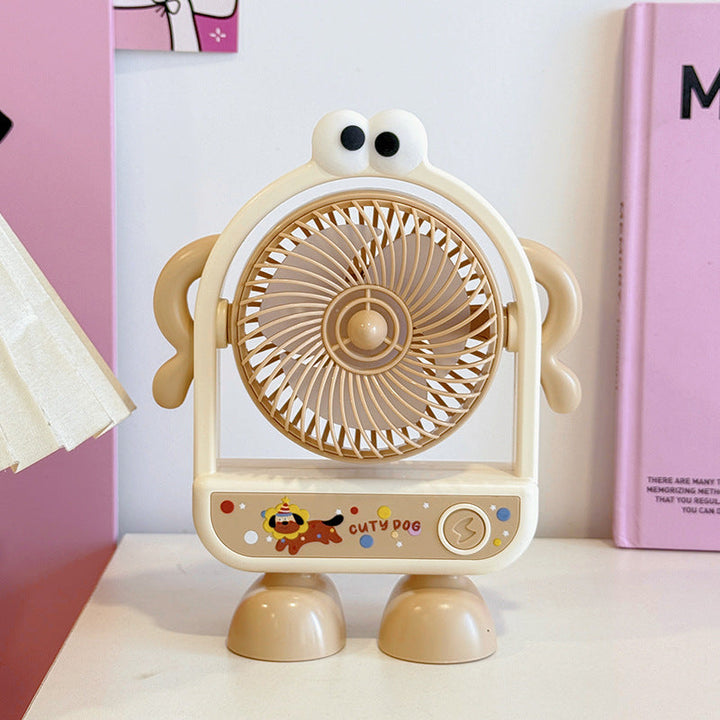 Hvit, stille USB-vifte med minimalistisk design. Perfekt for skrivebordet som gir frisk luft.