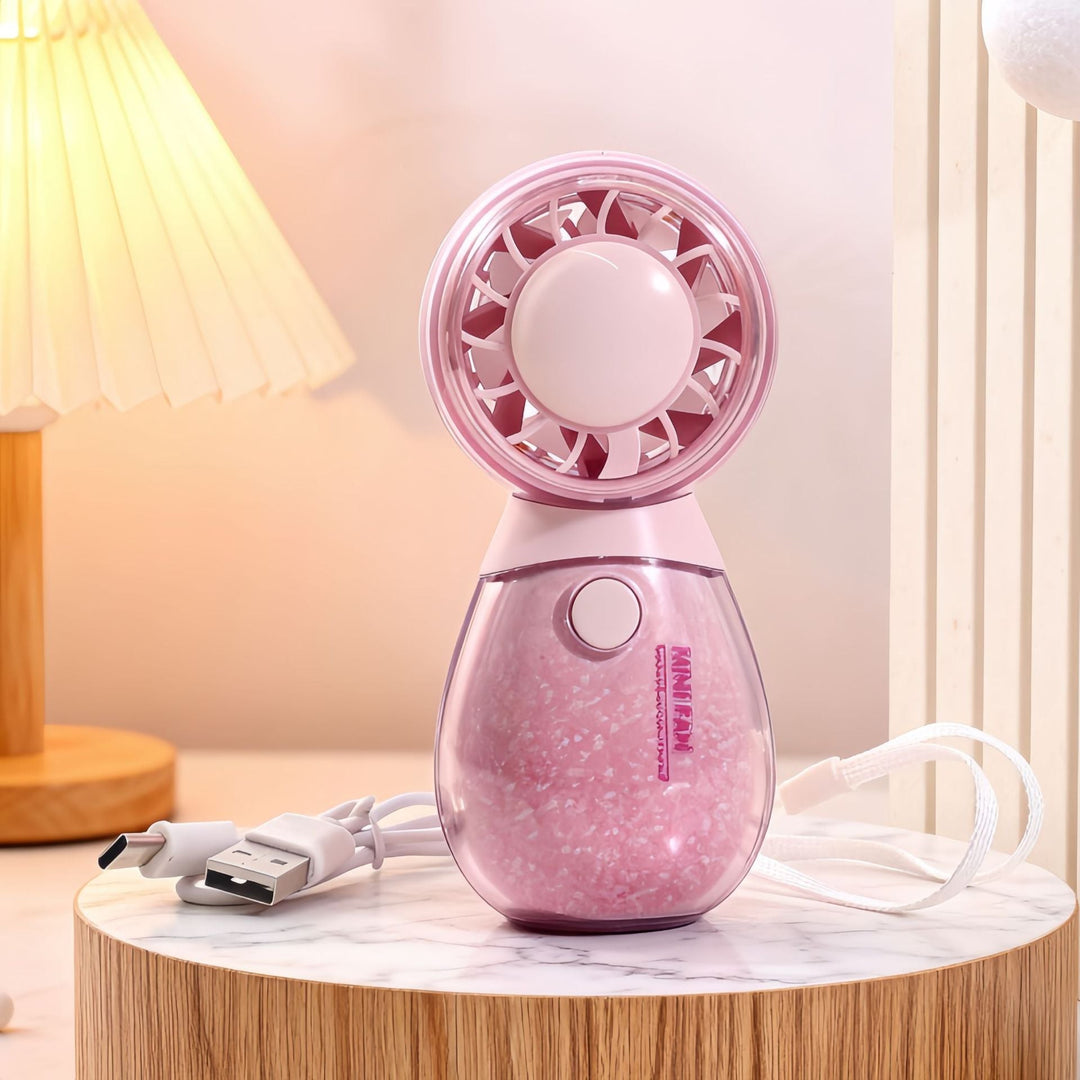 Sommerens must-have: søt bærbar håndvifte med bjørnedesign for damer.