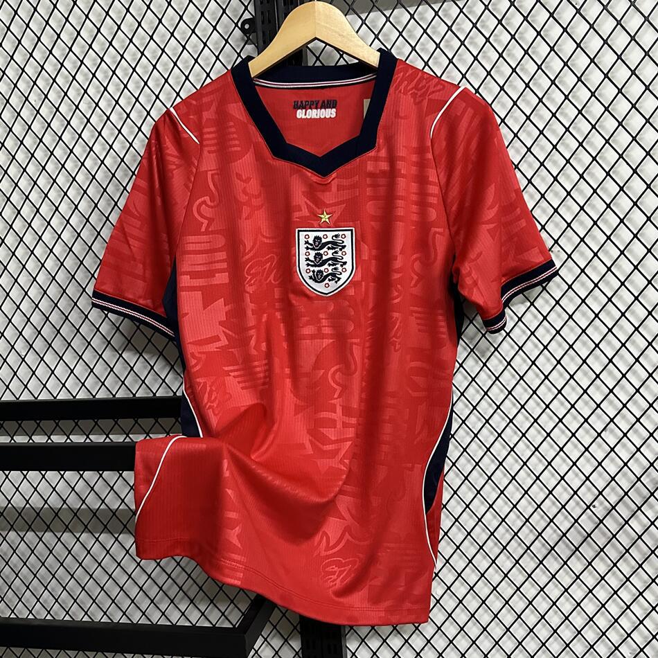 Ny England landslagsdrakt 2026 for herre. Offisiell supporterdrakt, hvit med Englands emblem, for fotballfans.