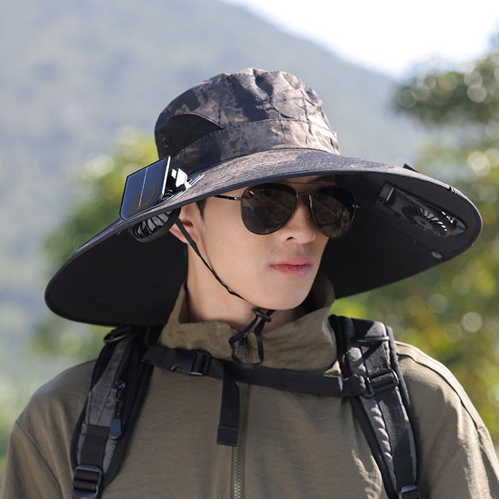 Vannavstøtende solhatt med bred brem og UV-beskyttelse, ideell for variert sommervær. Unisex design.