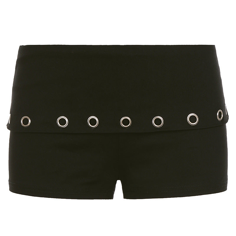 Bakside av svarte dame shorts med rene linjer og diskrete metalldetaljer, egnet for damemote.