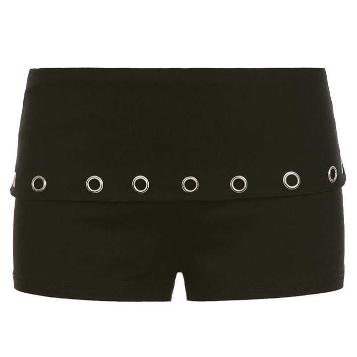 Bakside av svarte dame shorts med rene linjer og diskrete metalldetaljer, egnet for damemote.
