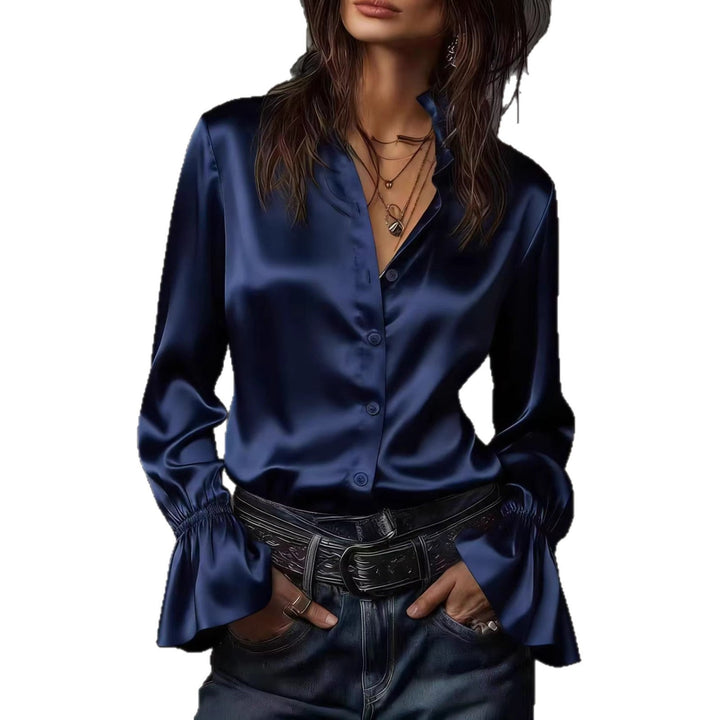 Allsidig damebluse med elegante rysjedetaljer, passer til både fest og hverdagsbruk. Komfortabel, mote.