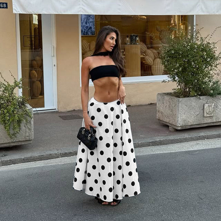 Lett og luftig polkadot maxiskjørt for kvinner, et must for vårens og sommerens garderobe.