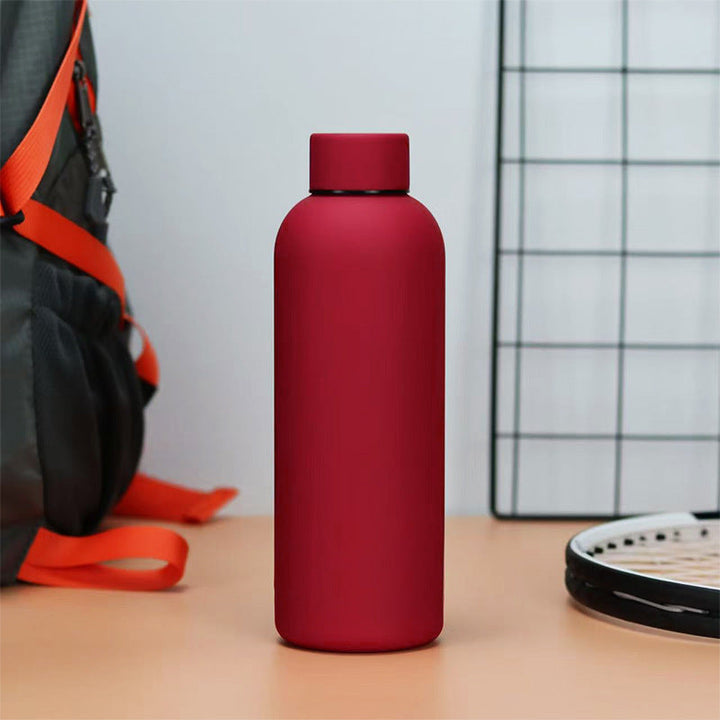 Praktisk 500ml silikon isoleringsflaske. Ergonomisk drikkeflaske for kvinner, perfekt for trening og kontor.