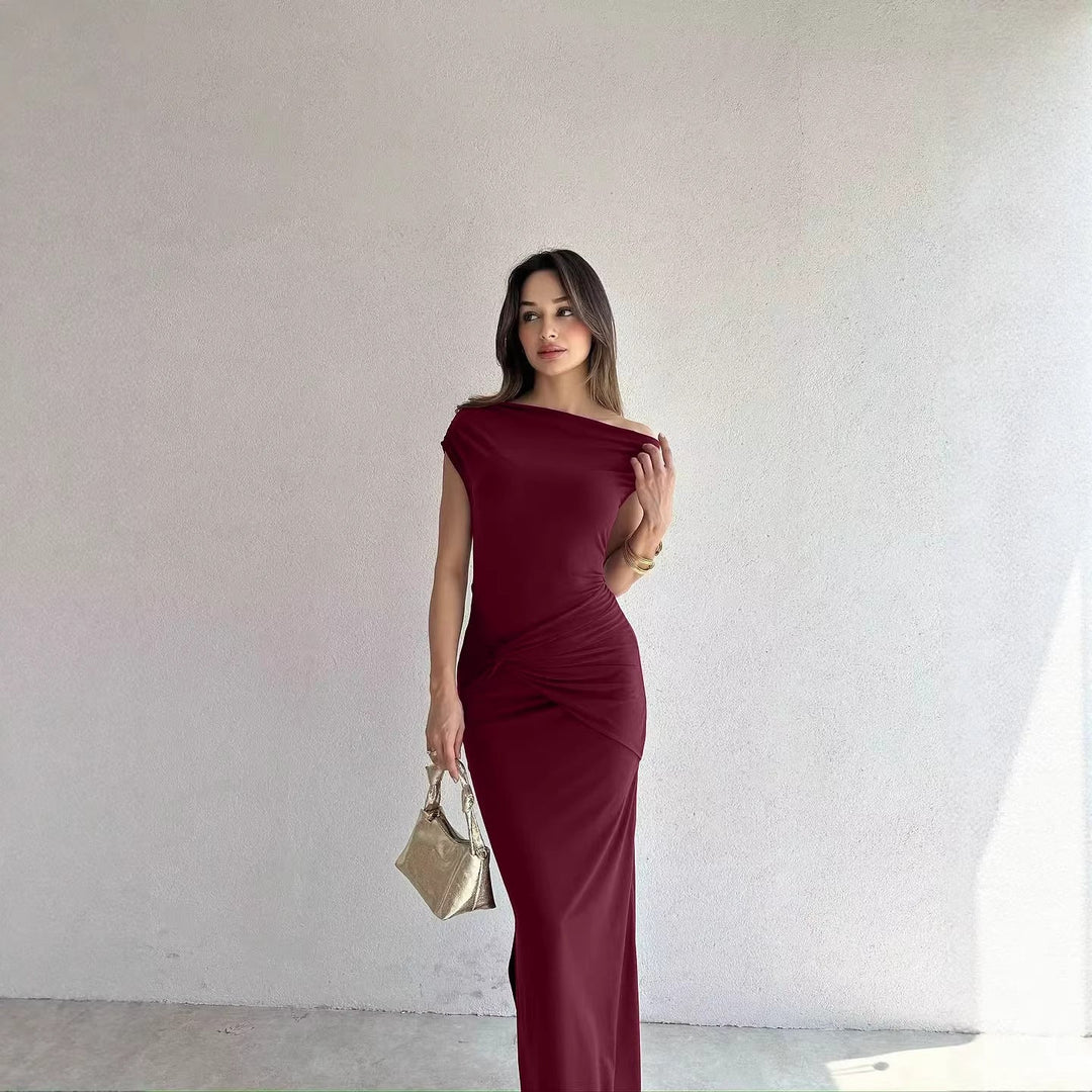 Flott off-shoulder sommerkjole i maxi-lengde for kvinner, perfekt som cocktailkjole.