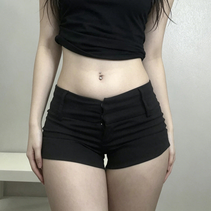 Elegante skreddersydde dame shorts for stilfull komfort, ideell for sommerdager og hverdag. Flatterende passform.