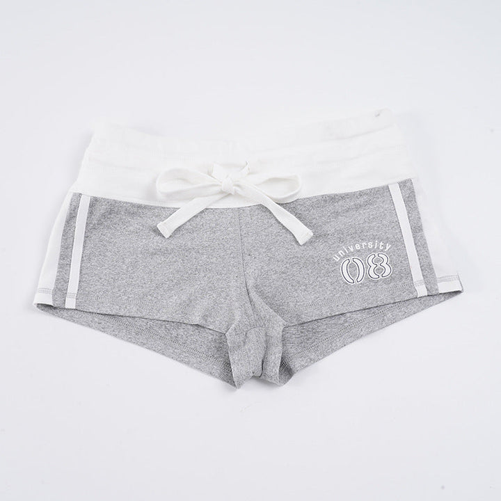 Myke dame fritidsshorts med elastisk midje og snøring for maksimal komfort og bevegelsesfrihet.