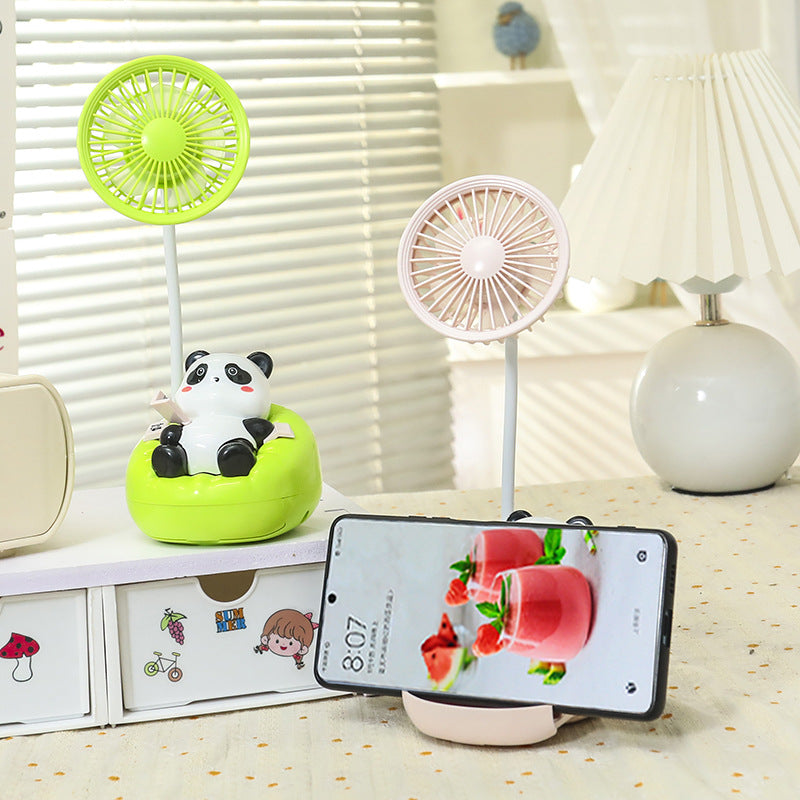 Søt panda mini vifte, perfekt gave til jenter og kvinner. Leverer personlig kjøling diskret og effektivt.