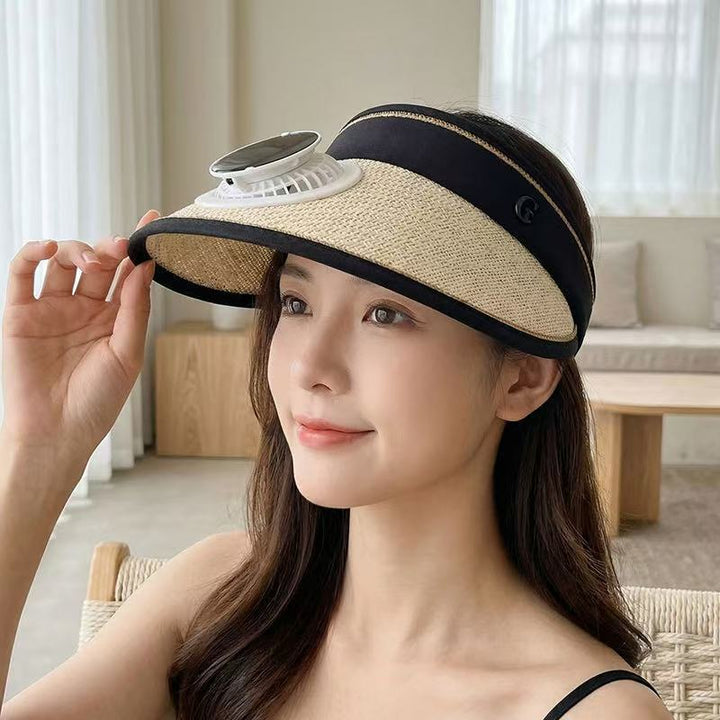 Sammenleggbart unisex solvisir med integrert solvifte og UV-beskyttelse, perfekt for sommer & utendørsaktivitet.