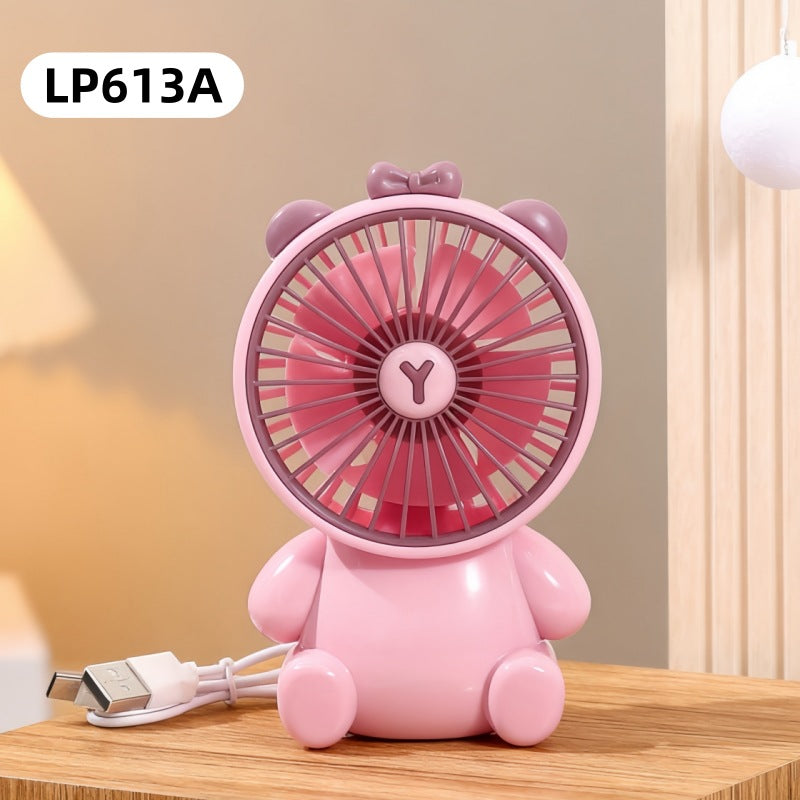 Dekorativ USB bordvifte med lekent dyredesign. En bærbar kilde til frisk luft.