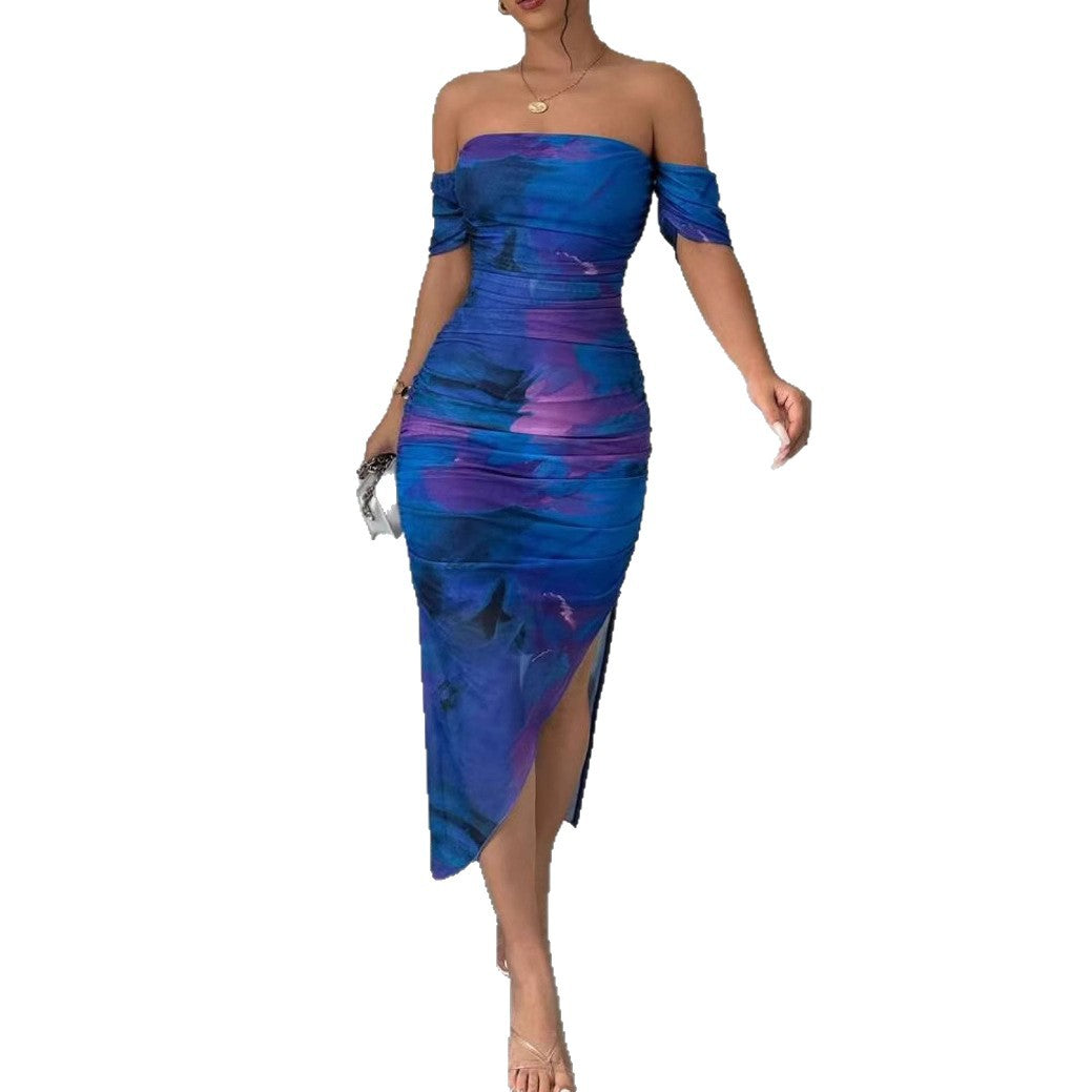 Stilig kveldsantrekk: Off-shoulder figursydd midi-kjole med splitt. Ideell elegant damekjole.