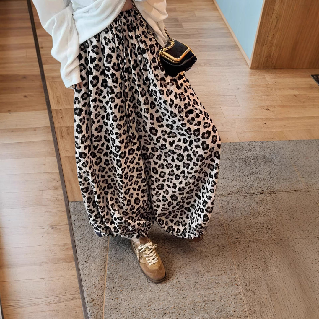 Damer leopardmønstret maxiskjørt med elastisk midje og bredt snitt, perfekt for sommerens fritidslook.