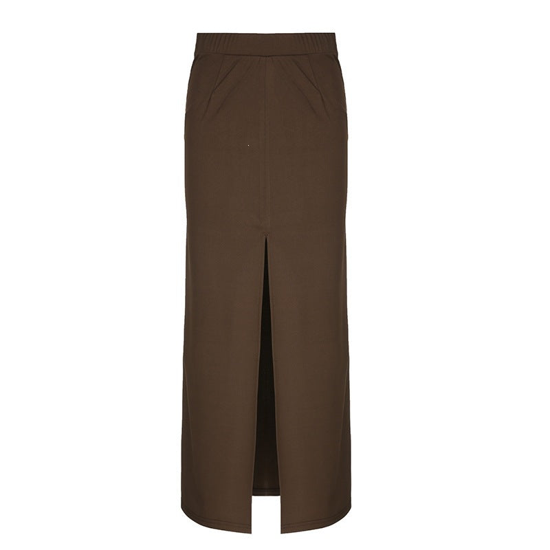 Stilig casual maxi skjørt med elegant splitt, perfekt for hverdagsbruk og moderne dame mote.