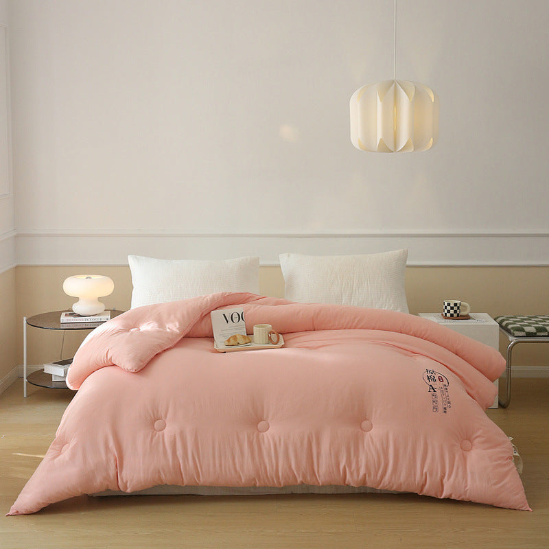 Behagelig mikrofiberpledd for soverommet eller sofaen, for hygge og koselige stunder.