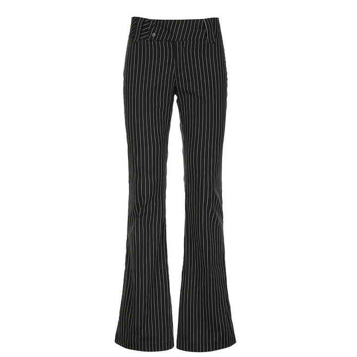 Allsidig og elegant slengbukse med vertikale striper. Høytsittende passform for en trendy look.