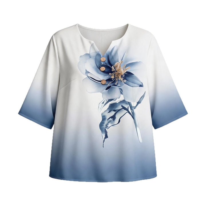 Allsidig hvit damebluse, blomsterprint og knappestolpe. Finnes i stor størrelse, perfekt for motebevisste.