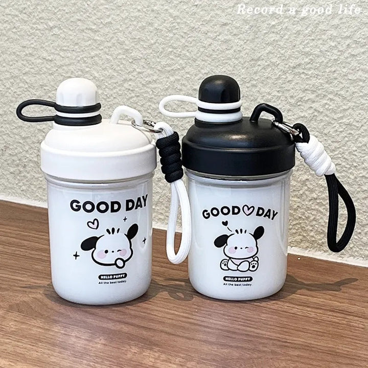 Utvalg av fargerike 420ml BPA-frie drikkeflasker for kvinner, klare for trening og reise.
