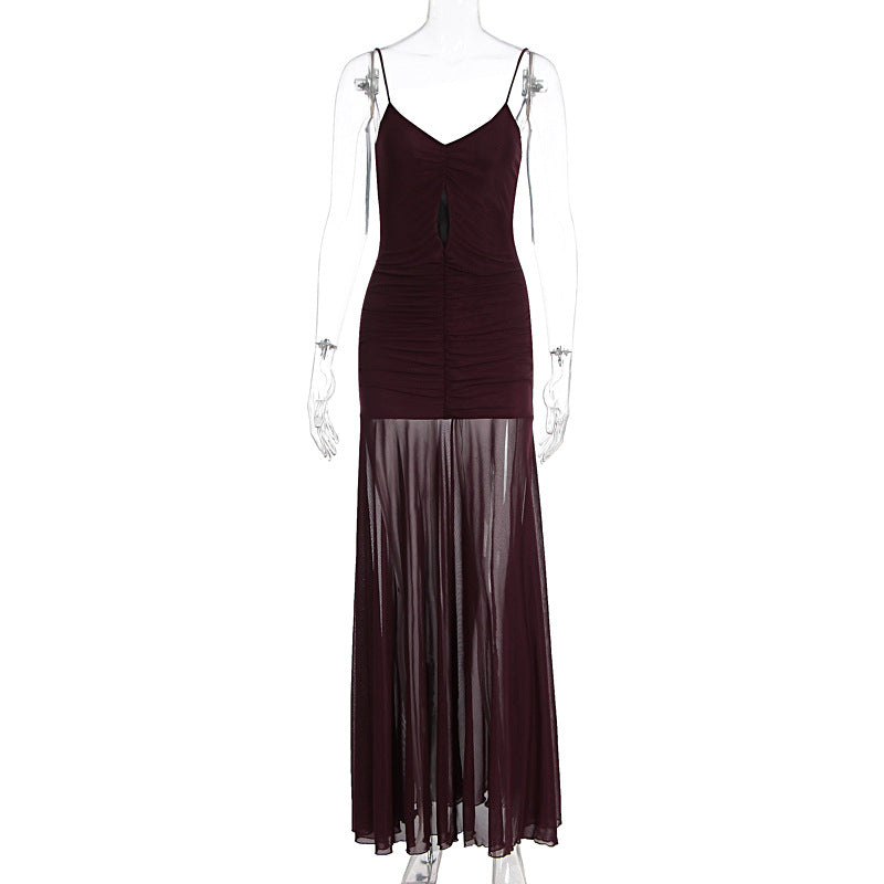 Stilfull bordeaux damekjole, langermet maxikjole med elegant gjennomsiktig skjørt for en glamorøs look.