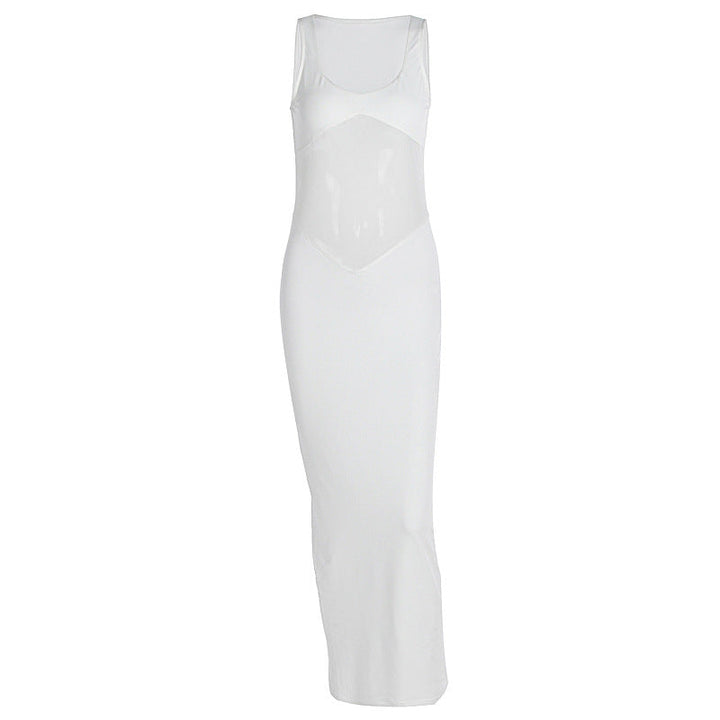 Damer elegant hvit maxikjole med slank silhuett. Perfekt for kveldsarrangementer, med gjennomsiktig design.