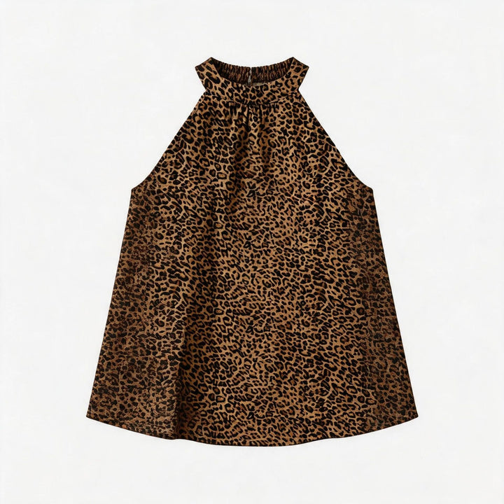 Frontbilde av dametopp: Asymmetrisk haltertopp med dristig leopardmønster. Elegant for store størrelser.