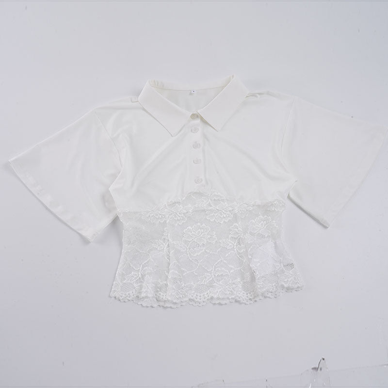 Feminin kortermet skjorte med blonder for damer, en elegant og lett sommertopp som puster stil.