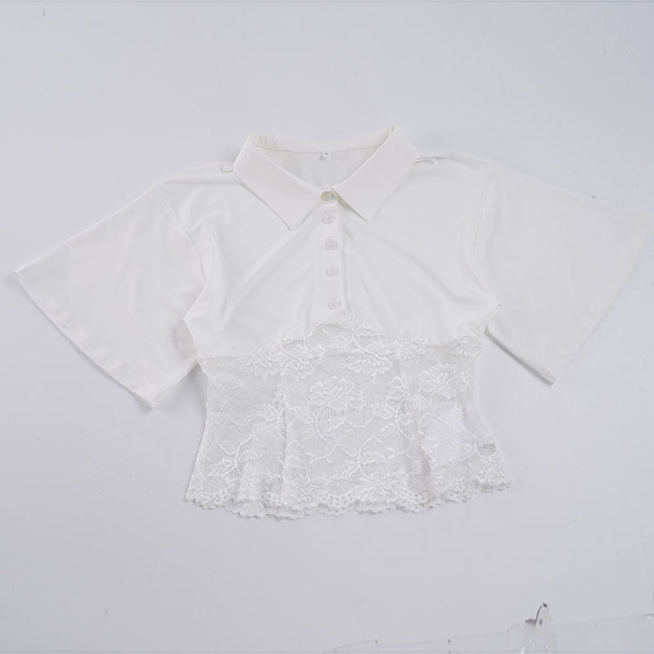 Feminin kortermet skjorte med blonder for damer, en elegant og lett sommertopp som puster stil.
