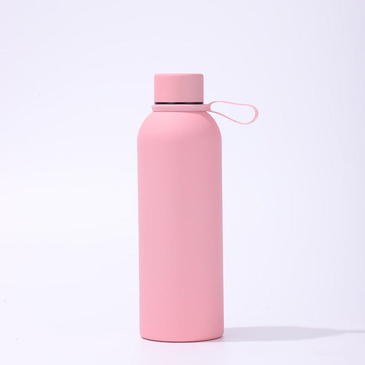 Isoleringsflaske 500ml i ergonomisk silikon. Perfekt termosflaske for trening, reise og kontor.