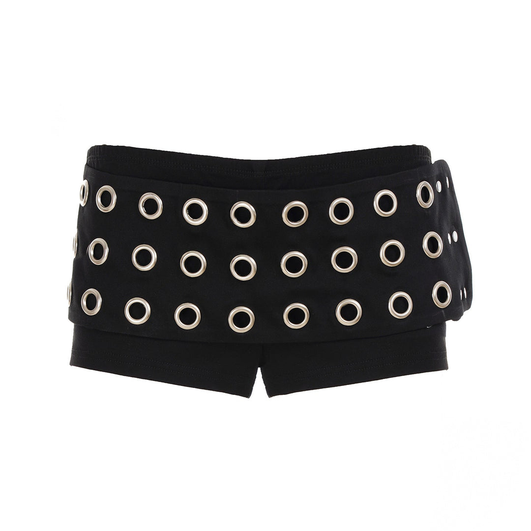 Sommerklare svarte dameshorts med unikt øsdesign. Komfortable korte shorts for casual bruk.
