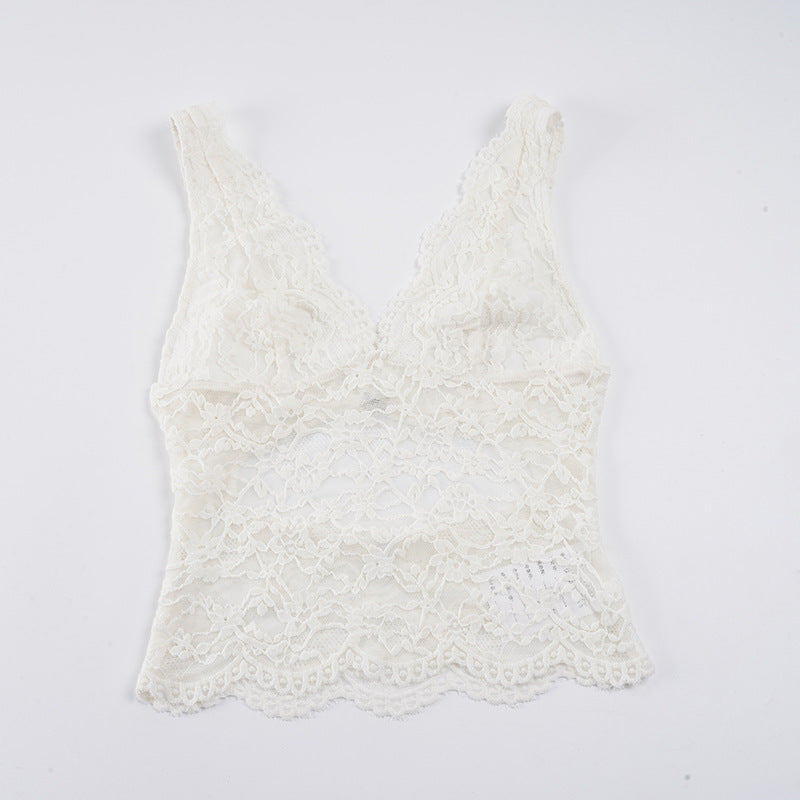 Stilren spaghettitopp med dyp V-hals og blonder, en perfekt elegant topp for damer.