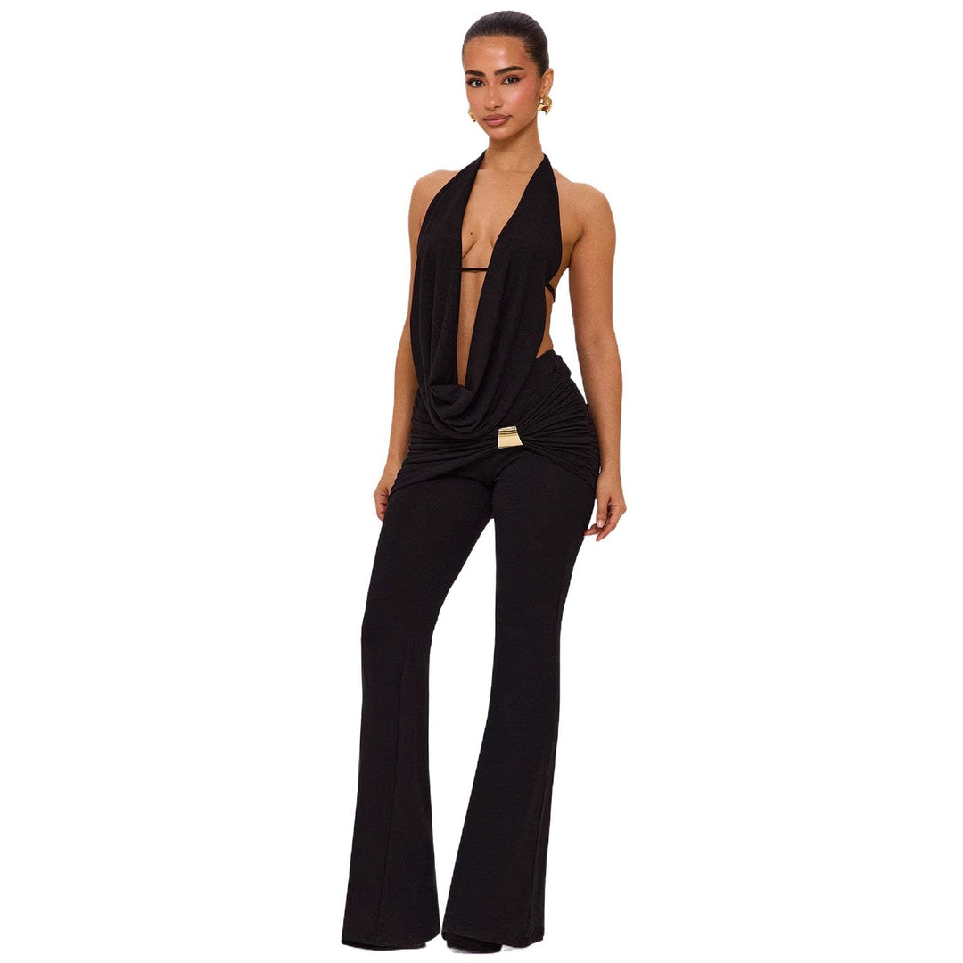 Klassisk dame jumpsuit med dyp utringning og vide ben, en figurnær festfavoritt for kvinner.