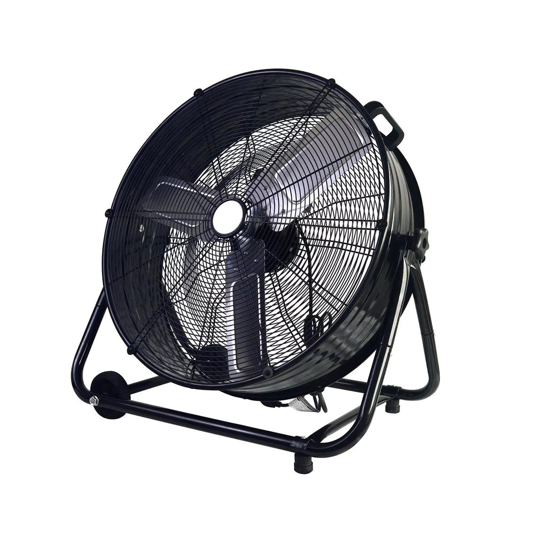 Profesjonell gulvvifte med industriell design, gir overlegen luftsirkulasjon for ventilasjon i store rom.