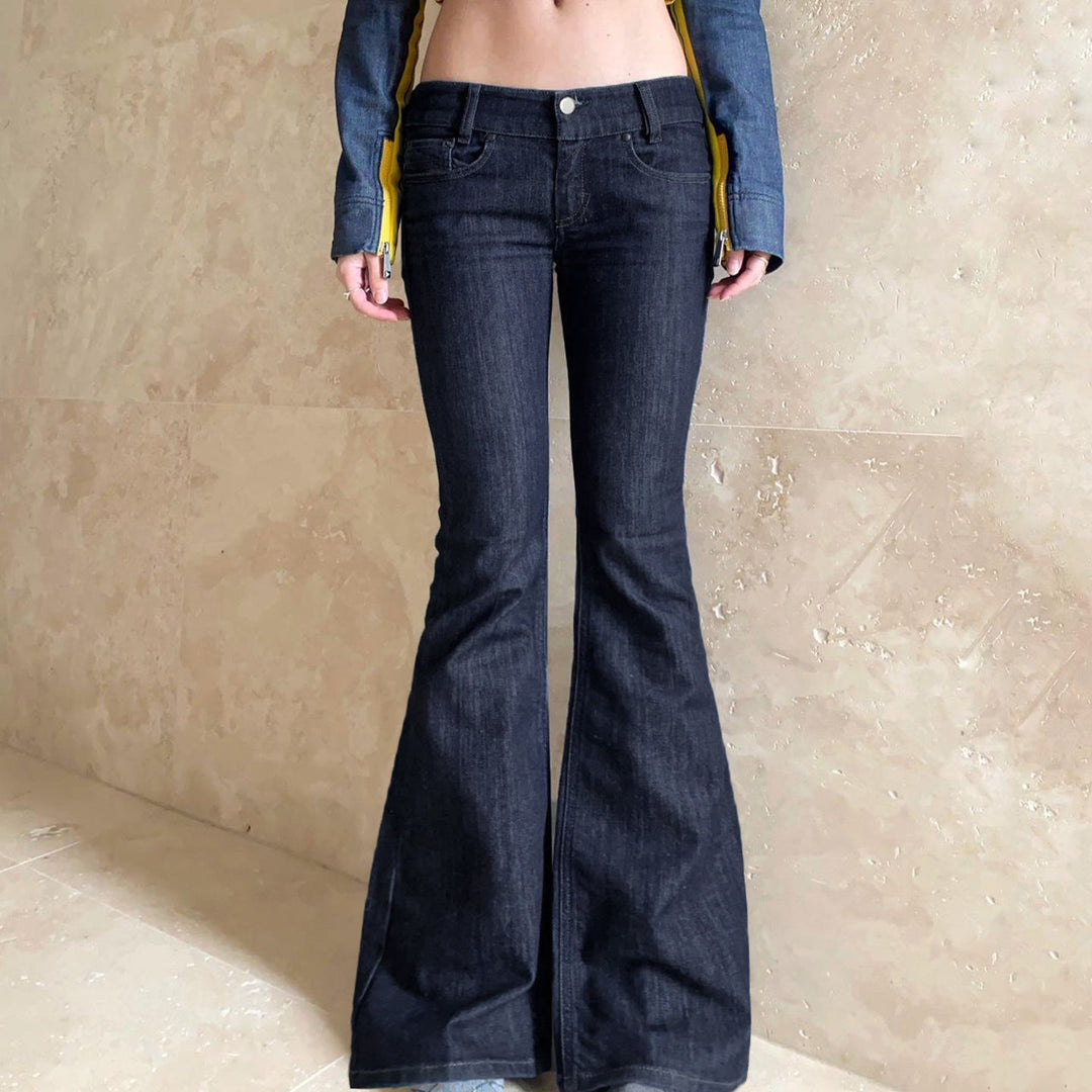 Dame flared jeans med høyt liv i tidløs vintage stil, perfekt for vår- og sommermote.