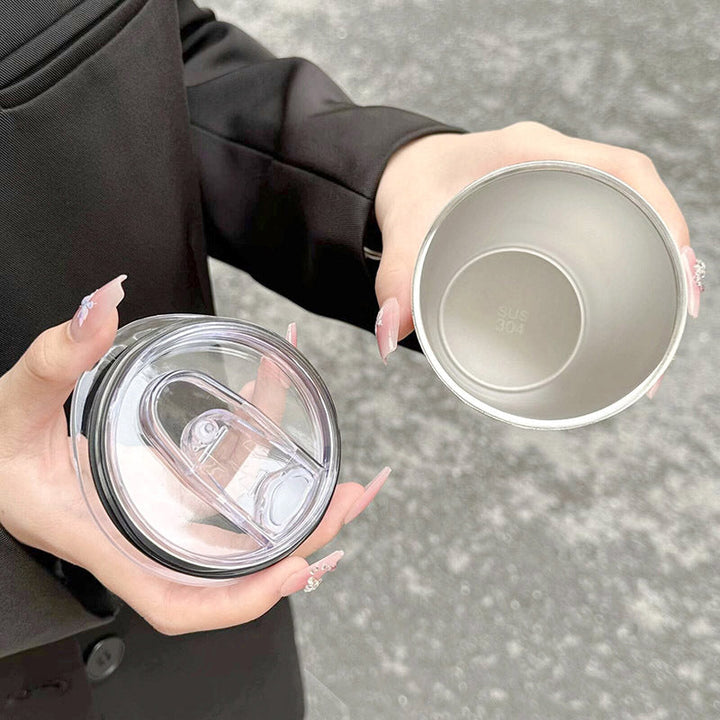Lekkasjesikker hvit 360 ml termokopp for dame med smart trykk-lukke-system. Isolerende for varm kaffe/te.