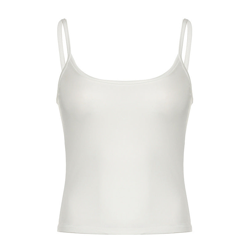 Allsidig stroppetopp for kvinner, perfekt som sommertopp. Elegant design for både fritid og ferie.