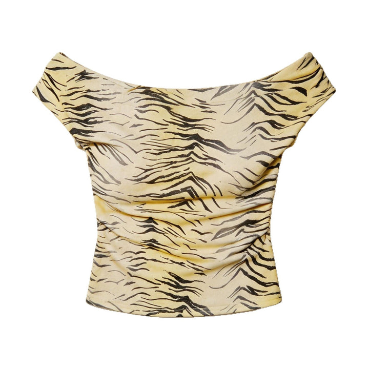 Stilig off-shoulder overdel for dame med figursydd snitt. Feminin topp, perfekt for fest, sommer og hverdag.