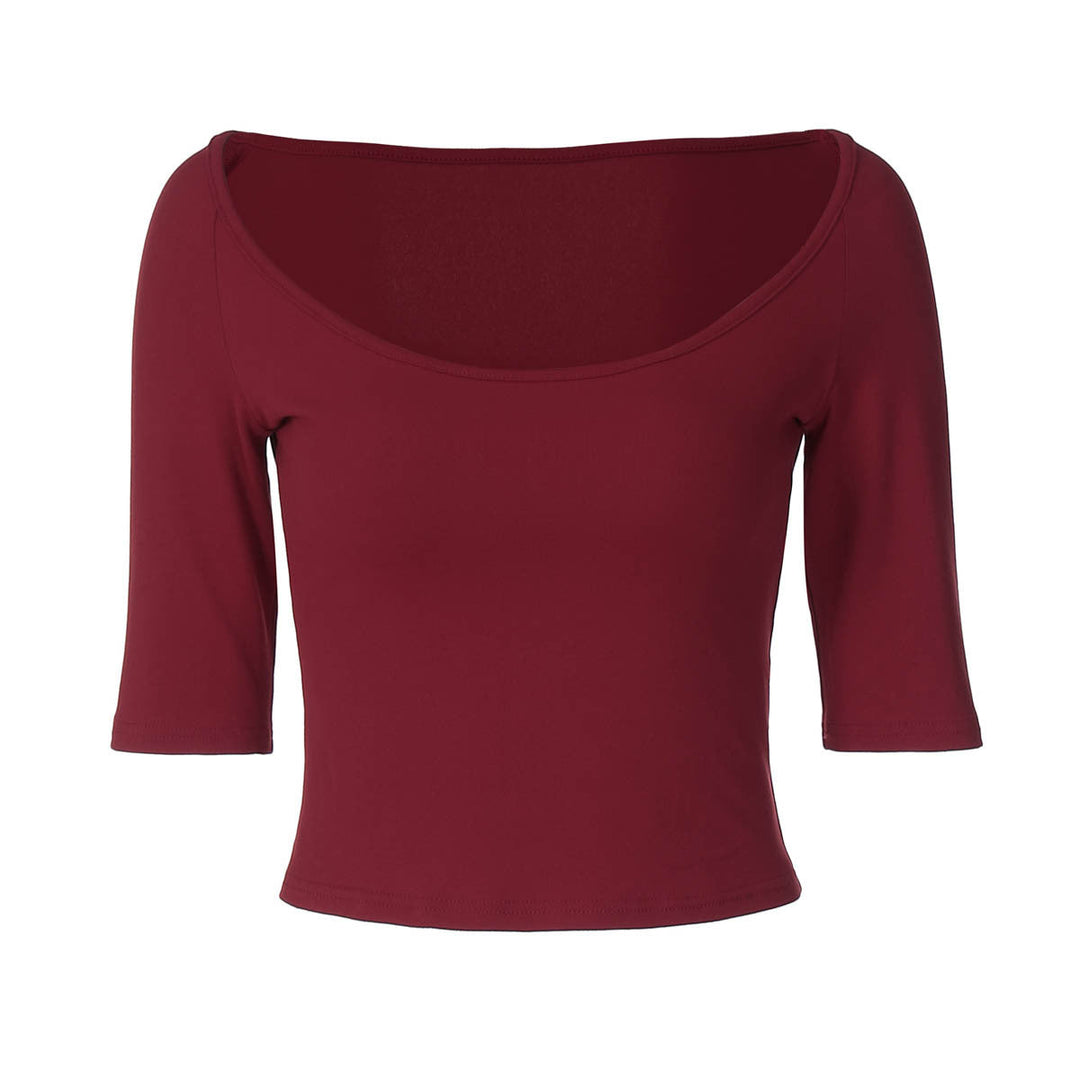 Myk og figurvennende dame overdel med 3/4 ermer. Komfortabel bluse med rund hals, ideell for en stilfull look.