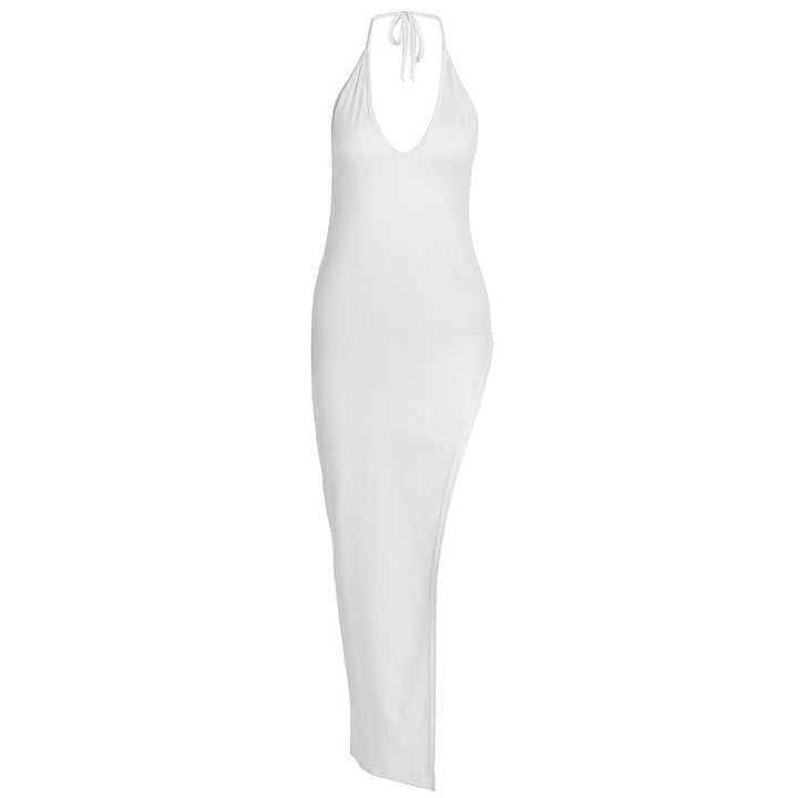 Elegant hvit damekjole med V-hals og høy splitt. Ideell som lang sommerkjole eller selskapskjole.
