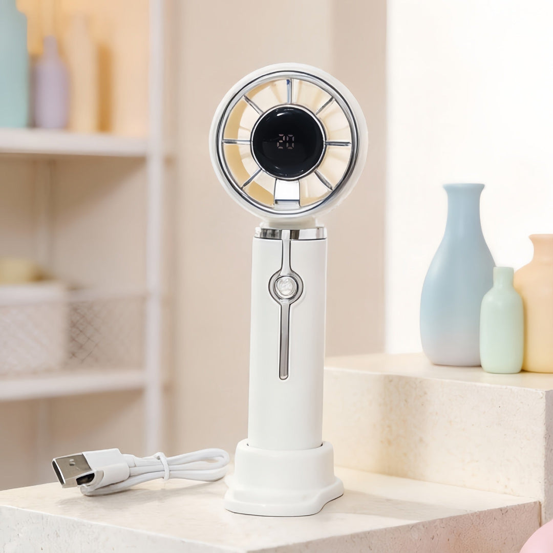 Elegant hvit personlig bærbar vifte med USB, justerbar hastighet. Stilfull kjøling for kontor og utflukt.