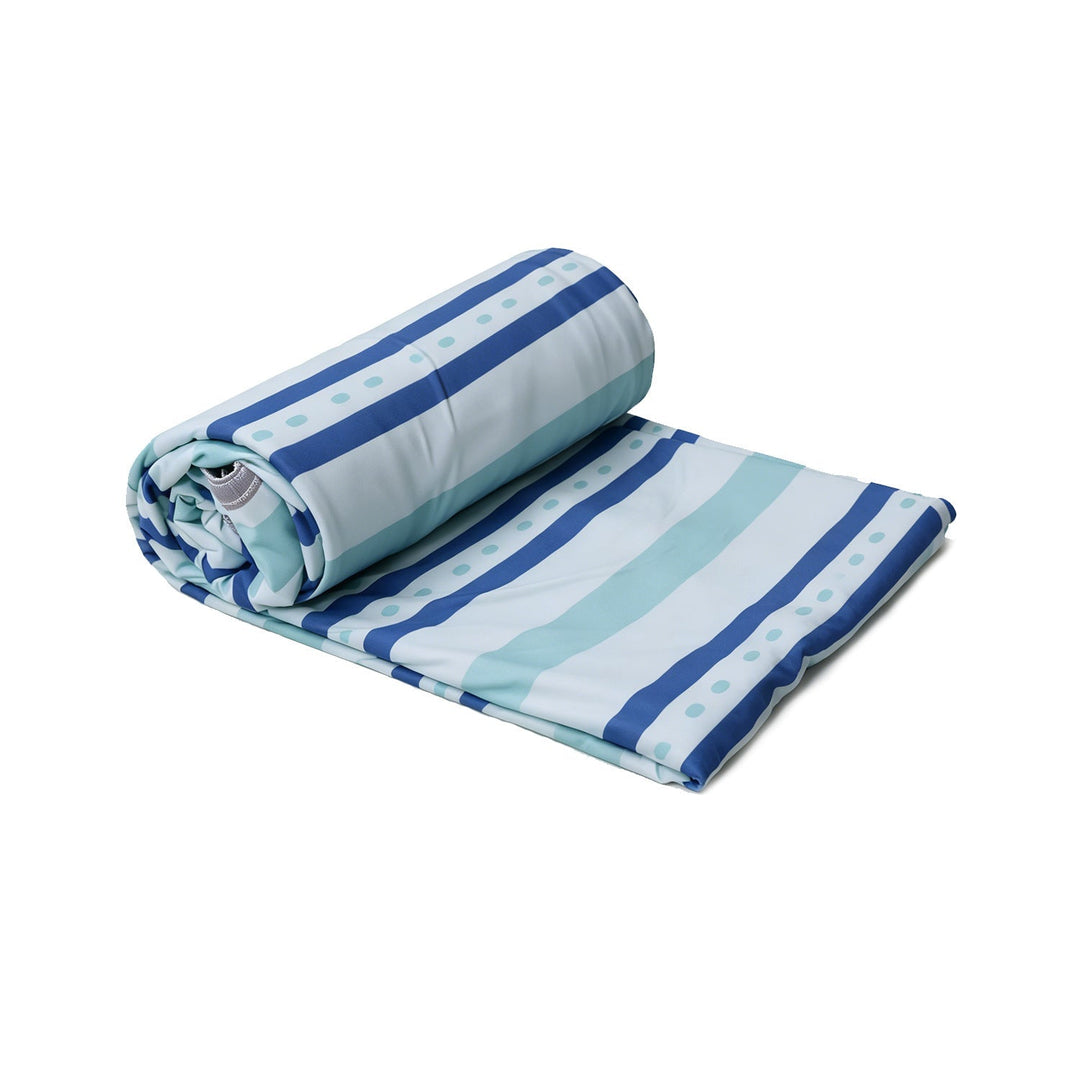 Slitesterkt vanntett piknikteppe, 150x180 cm. Komfortabelt for camping, strand og sommerutflukter.